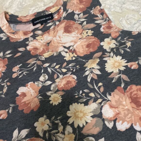 Fortune + Ivy Desert Rose Pale Flower with Grey Jersey Knit Background - Picture 4 of 12